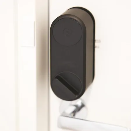 New 3-bed & Free Garage Parking * Vanda