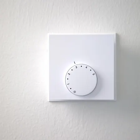 New 3-bed & Free Garage Parking Lägenhet *